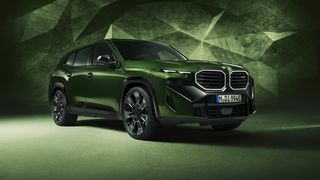 BMW XM в новом оттенке