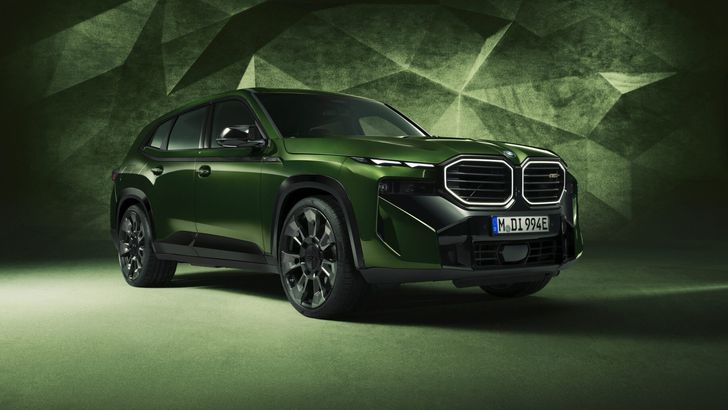 Суперкроссовер BMW XM получил новые «индивидуальные» цвета кузова