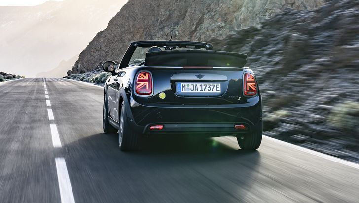 MINI Cooper SE Convertible