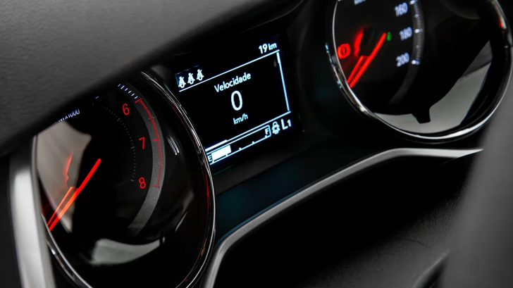 Интерьер Chevrolet Onix