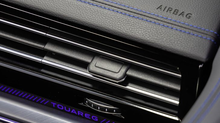 Интерьер обновленного Volkswagen Touareg