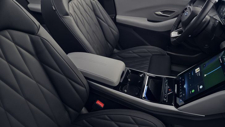 Интерьер Ford Explorer EV