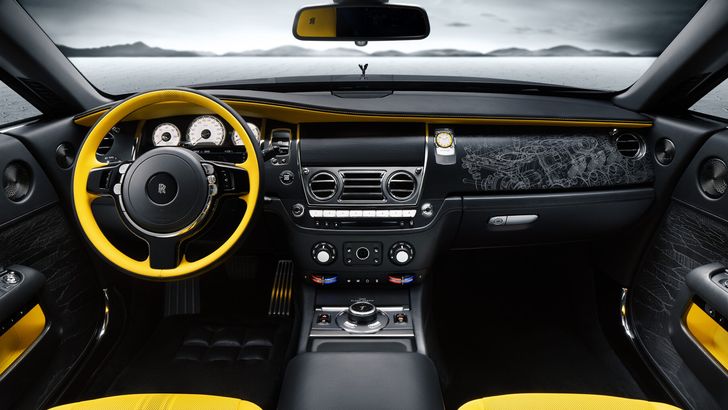 Салон Rolls-Royce Black Badge Wraith Black Arrow
