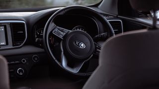 Cалон автомобиля Kia
