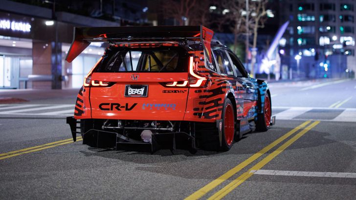 Honda CR-V Hybrid Racer