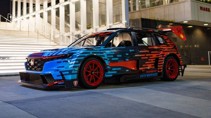 Honda CR-V Hybrid Racer