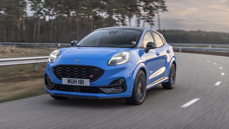 Представлен новый «заряженный» кроссовер Ford Puma ST