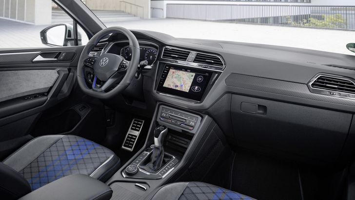 Интерьер Volkswagen Tiguan R