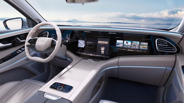 Интерьер Exeed VX