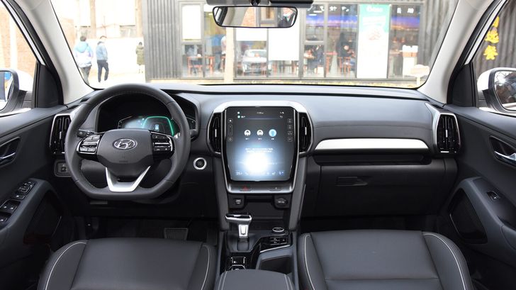 Интерьер Hyundai ix35