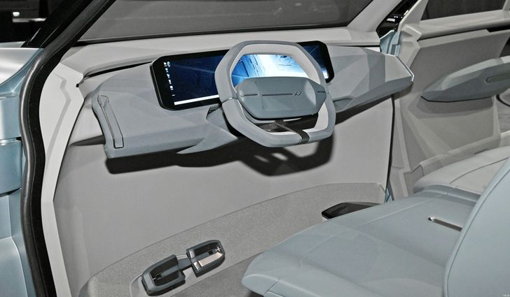 Интерьер Kia EV5 Concept