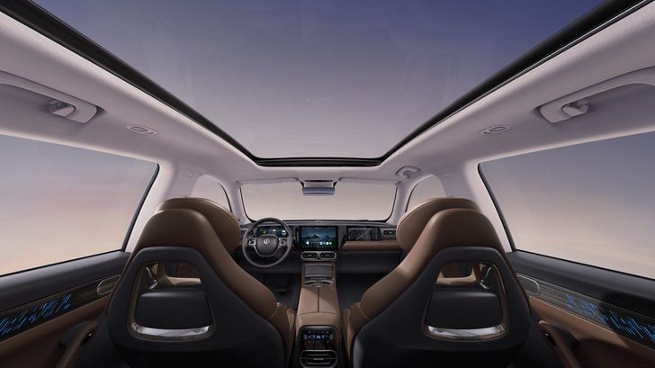 Интерьер Leapmotor C11