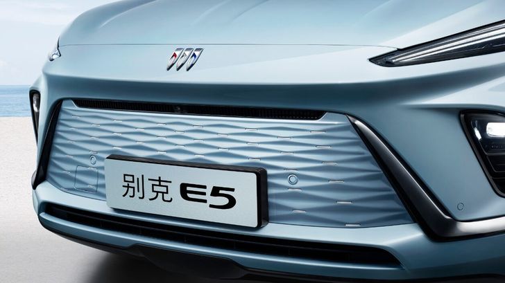 Buick представил в Китае новый электрический кроссовер Electra E5 с запасом хода до 620 км
