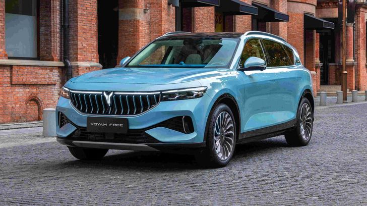 Эксперты рассказали, в чем электрокроссовер Voyah Free точно не уступает «Мерседесу»