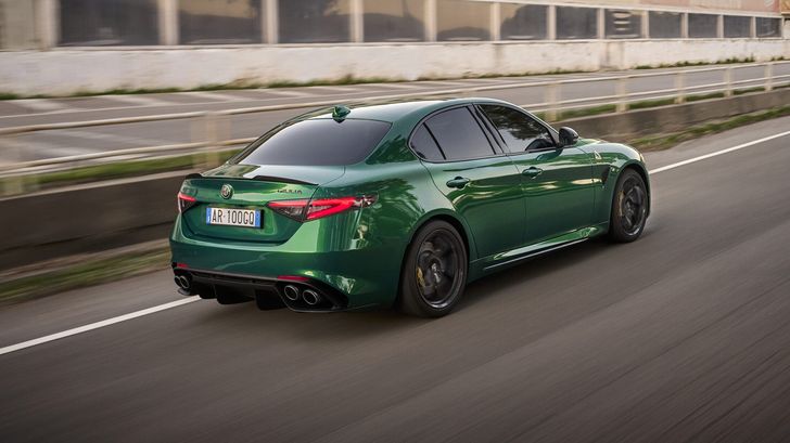 Alfa Romeo Giulia Quadrifoglio 100th Anniversary