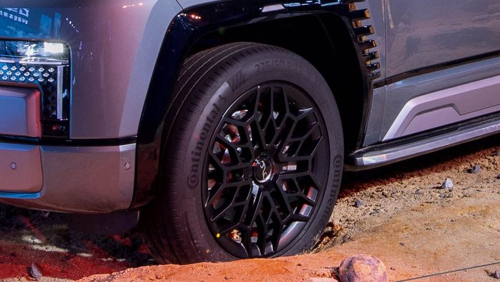 Экстерьер Yangwang U8