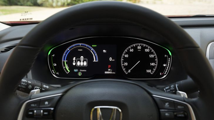 Интерьер Honda Accord