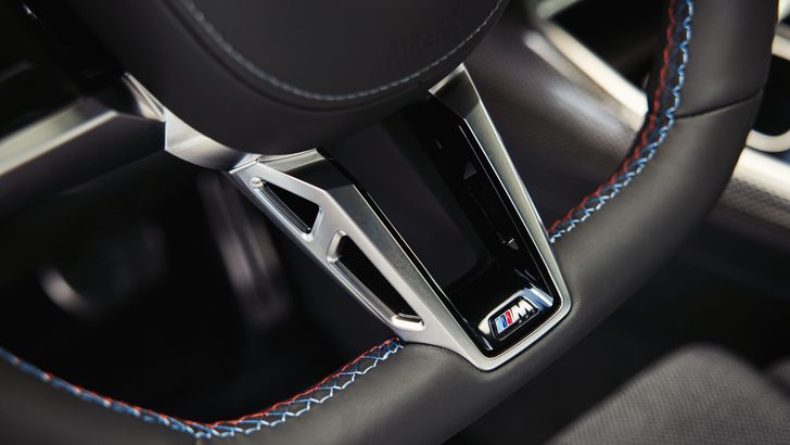 Интерьер BMW i7 M70 xDrive