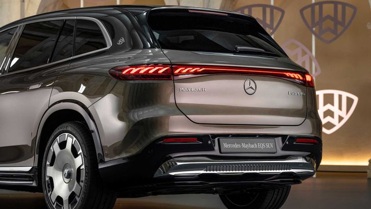 Mercedes-Maybach EQS 680 SUV