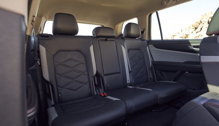 Интерьер Volkswagen Atlas Peak Edition 2024