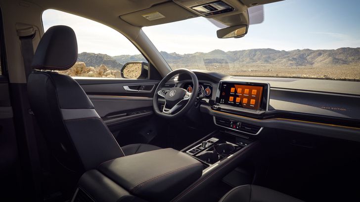 Интерьер Volkswagen Atlas Peak Edition 2024