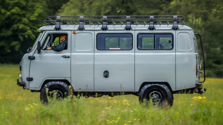 Как подорожала легендарная УАЗ «Буханка» за последние 8 лет. Известна точная сумма