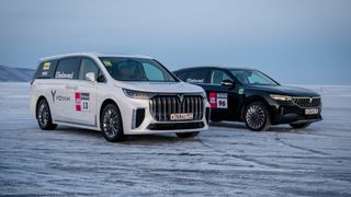 Voyah Free и Dream на льду Байкала