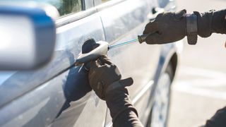 Угон автомобиля