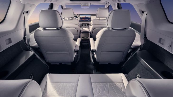 Интерьер Denza N8