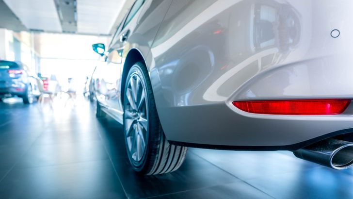 Покупателей новых привычных иномарок в России ждут неприятные новости