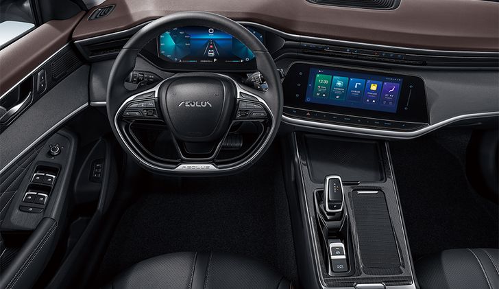 Интерьер DongFeng Shine Max