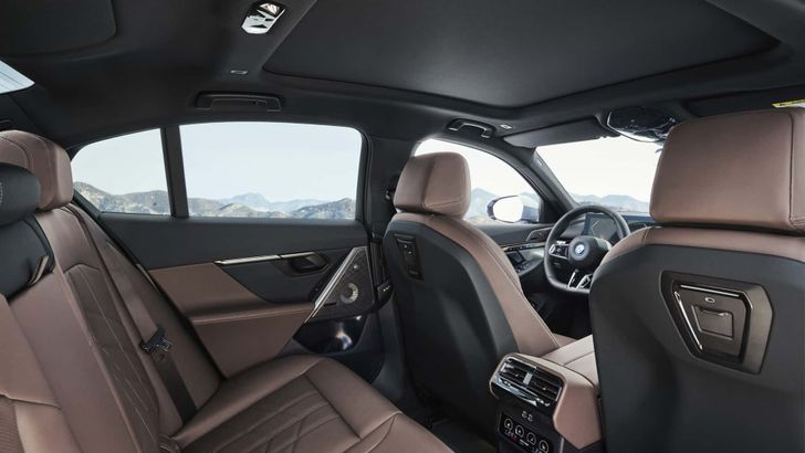 Интерьер BMW 5-Series