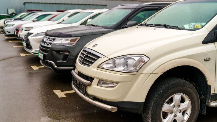 Средняя стоимость авто с пробегом в Санкт-Петербурге в 2023 году превысила 1 млн рублей