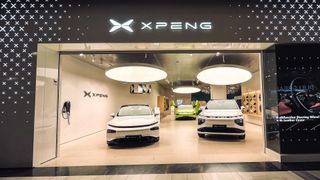 Автосалон XPeng