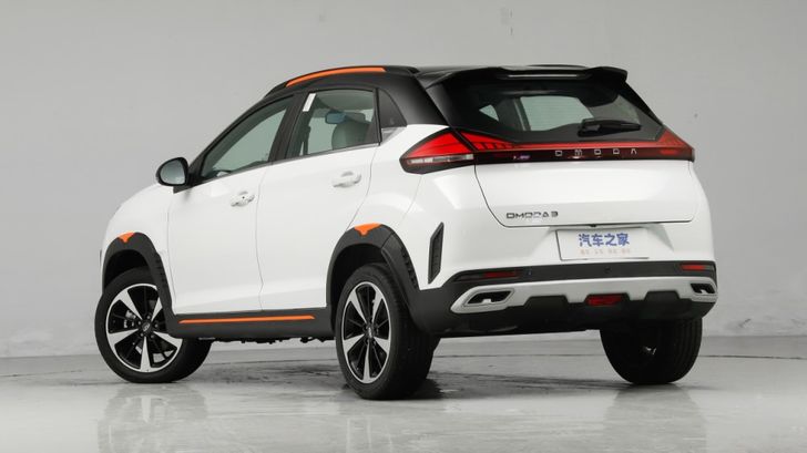Omoda 3
