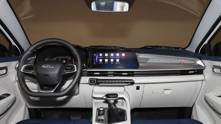 Интерьер Omoda 3