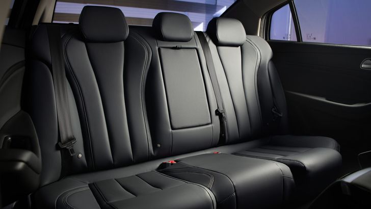 Интерьер Omoda S5