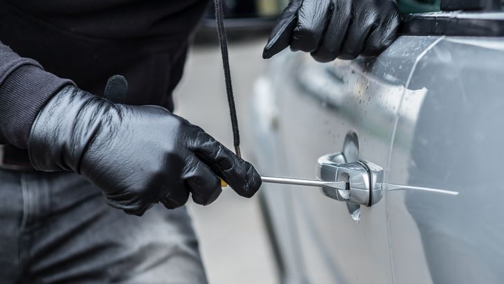 Угон автомобиля