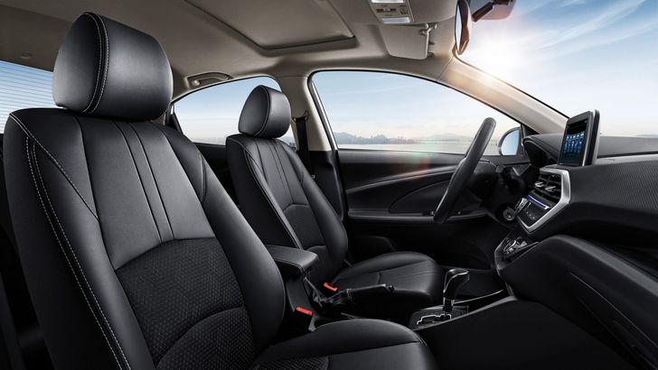 Интерьер Changan Alsvin