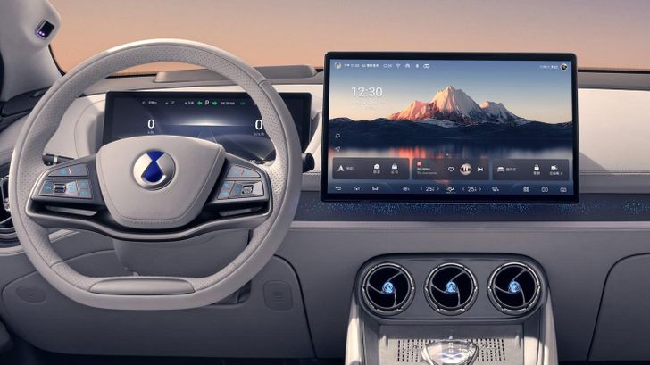 Интерьер Denza N8