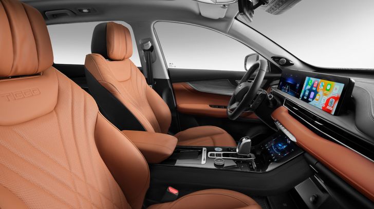 Интерьер Chery Tiggo 8 Pro e+