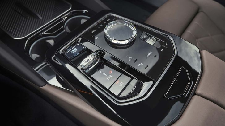 Интерьер BMW 5-Series