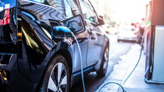 Зарядка электромобиля