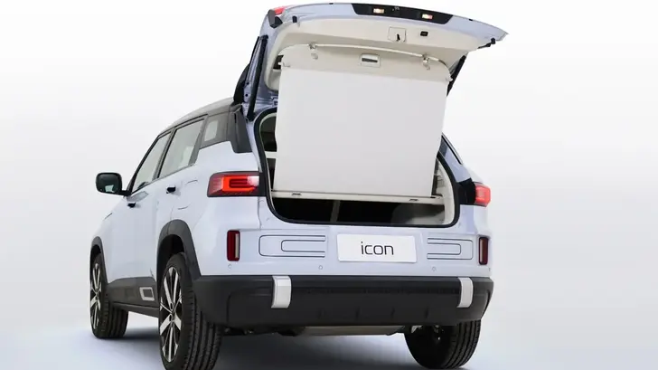 Geely Icon Protagonist