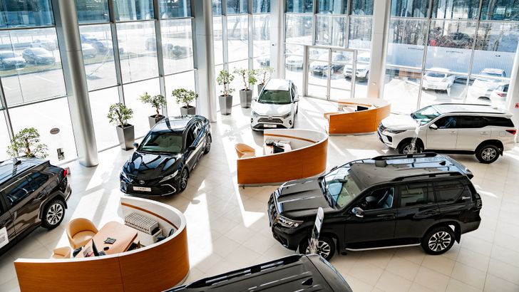 Toyota снова в топе продаж в России: обошла «китайцев» и не сдает позиции