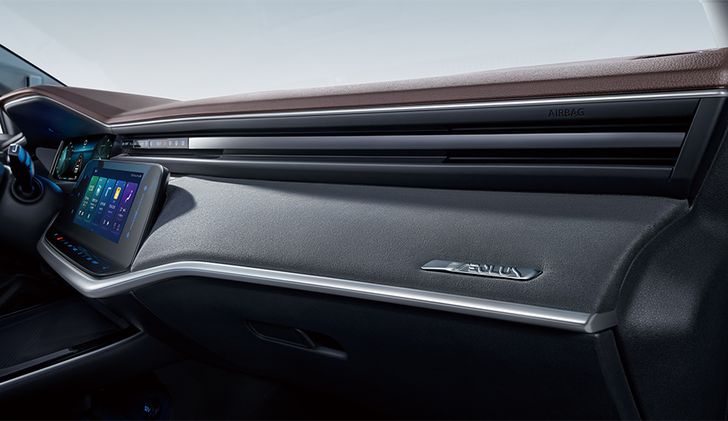 Интерьер DongFeng Shine Max