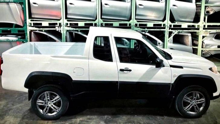 В Сети появились свежие фотографии пикапа на базе LADA Niva Travel