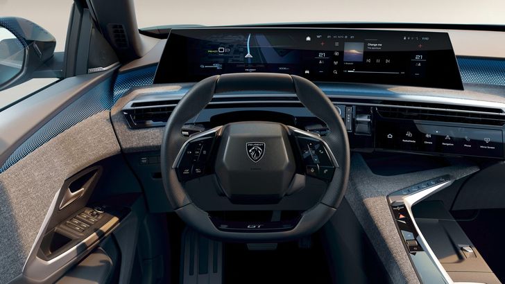 Интерьер Peugeot 3008