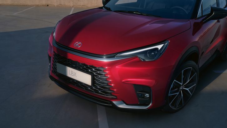 Lexus LBX