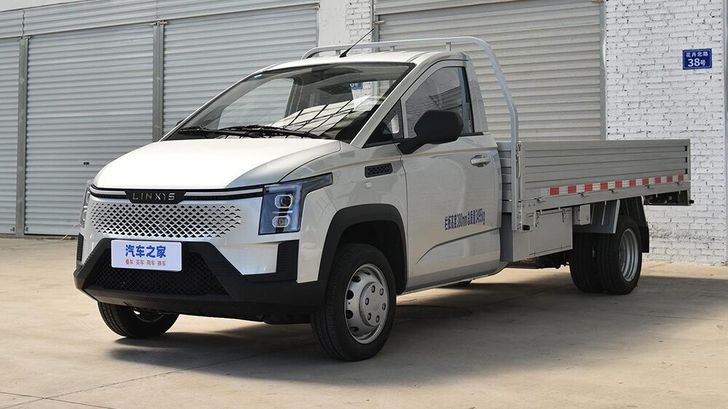 Китайский аналог «ГАЗели» в 2023 году оказался еще дешевле, чем анонсировали